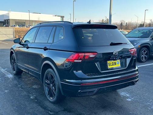 2022 Volkswagen Tiguan 2.0T SE R-Line Black