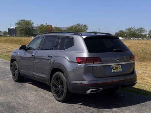 2022 Volkswagen Atlas 3.6L SE w/Technology