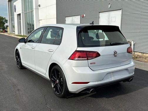 White Silver Metallic 2021 Volkswagen Golf GTI 2.0T SE