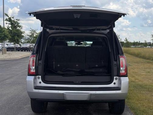 2017 GMC Yukon SLE
