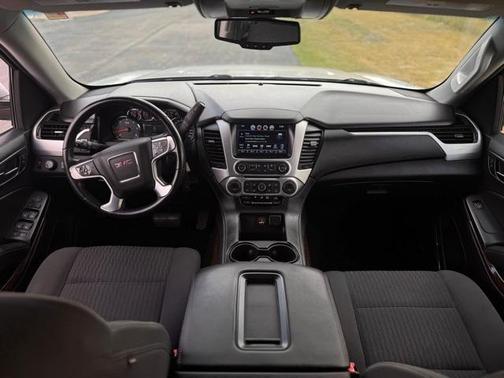 2017 GMC Yukon SLE