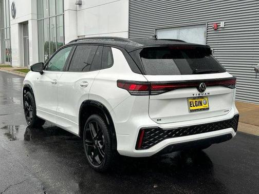 Opal White W/Black Roof 2025 Volkswagen Tiguan 2.0T SE R-Line Black