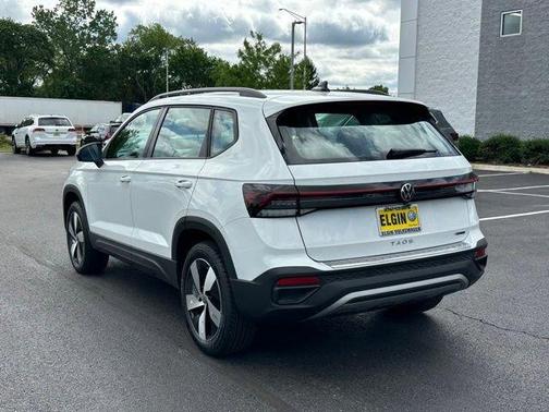 Pure White 2025 Volkswagen Taos 1.5T S