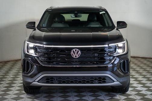 2025 Volkswagen Atlas Cross Sport 2.0T SEL