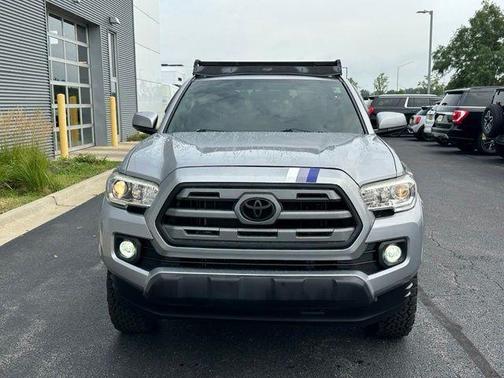 Silver Sky Metallic 2017 Toyota Tacoma SR5