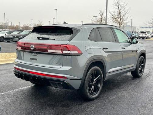 2026 Volkswagen Atlas Cross Sport 2.0T SEL R-Line Black