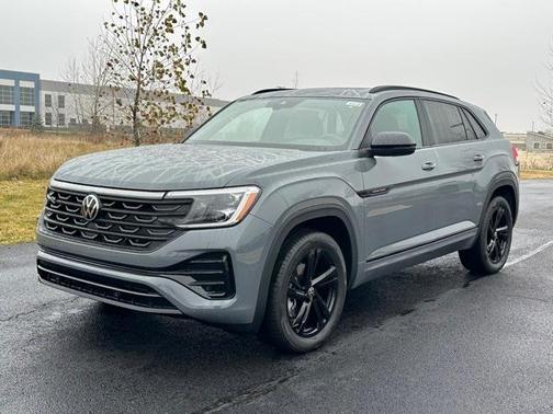 2026 Volkswagen Atlas Cross Sport 2.0T SEL R-Line Black