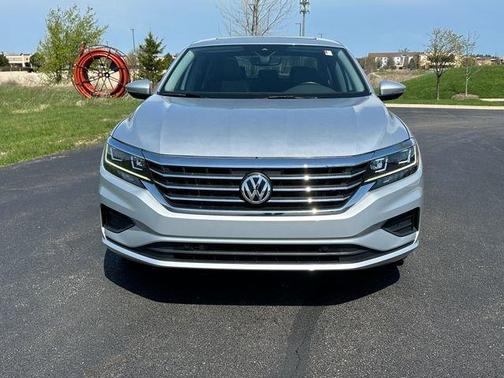 Reflex Silver Metallic 2020 Volkswagen Passat 2.0T SEL