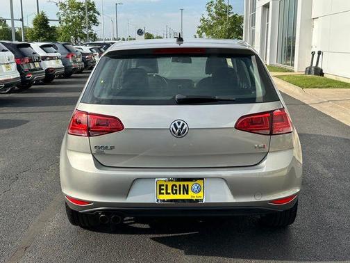 Tungsten Silver Metallic 2017 Volkswagen Golf TSI SEL 4-Door
