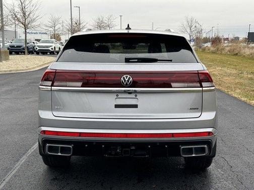 2026 Volkswagen Atlas Cross Sport 2.0T SEL Premium R-Line