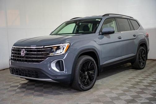 2025 Volkswagen Atlas 2.0T SE