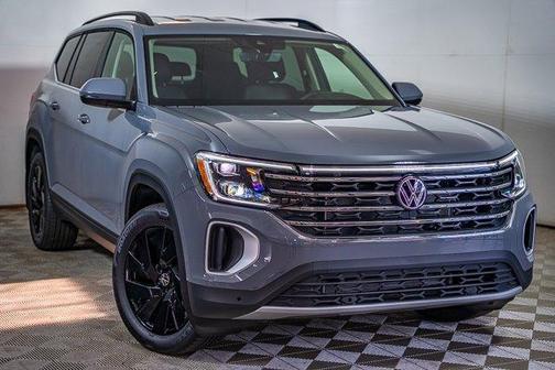 2025 Volkswagen Atlas 2.0T SE