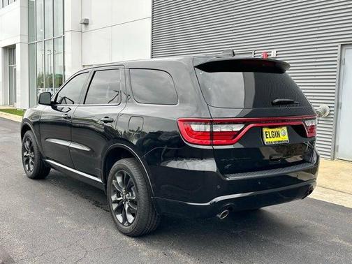 DB Black Crystal Clearcoat 2021 Dodge Durango GT