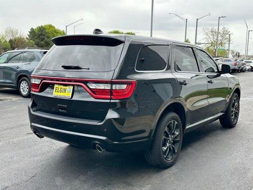 DB Black Crystal Clearcoat 2021 Dodge Durango GT