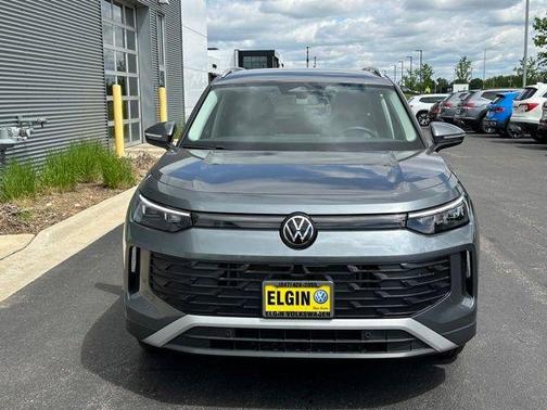 Platinum Gray Metallic 2025 Volkswagen Tiguan 2.0T S