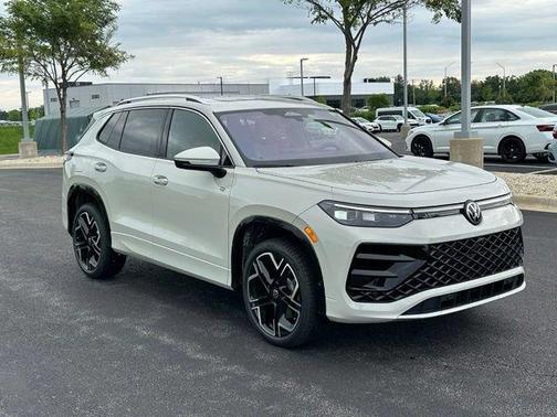Beige 2026 Volkswagen Tiguan 2.0T SEL R-Line