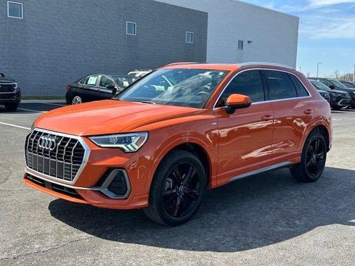 2022 Audi Q3 45 S line Premium