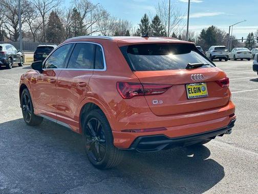 2022 Audi Q3 45 S line Premium