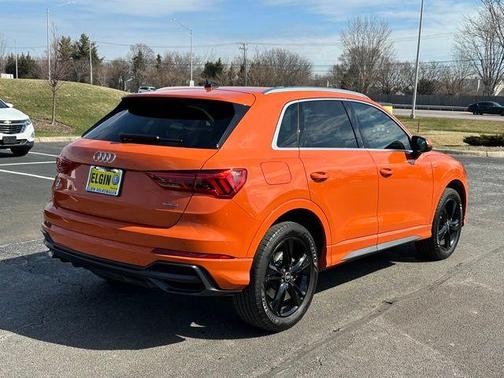 2022 Audi Q3 45 S line Premium