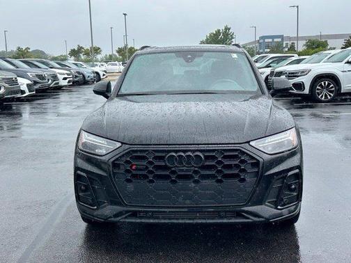 Mythos Black Metallic 2024 Audi SQ5 3.0T Premium Plus