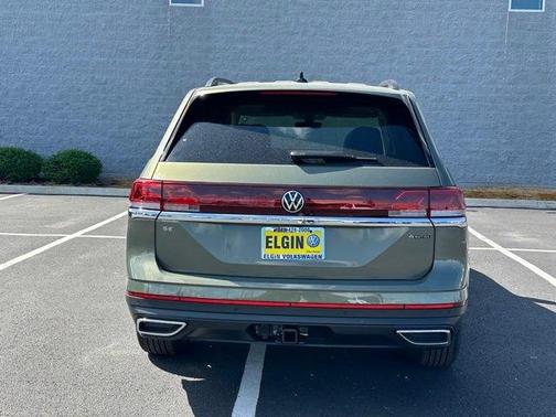 Green 2026 Volkswagen Atlas 2.0T SE W/TECHNOLOGY