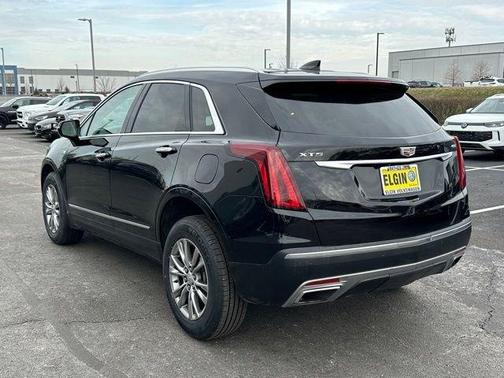 Stellar Black Metallic 2022 Cadillac XT5 Premium Luxury