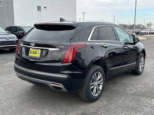 Stellar Black Metallic 2022 Cadillac XT5 Premium Luxury