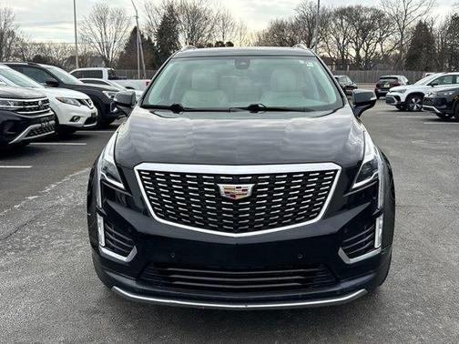 Stellar Black Metallic 2022 Cadillac XT5 Premium Luxury