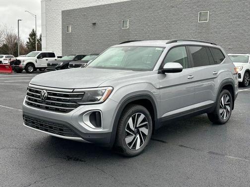 Silver Mist Metallic 2026 Volkswagen Atlas 2.0T SE W/TECHNOLOGY