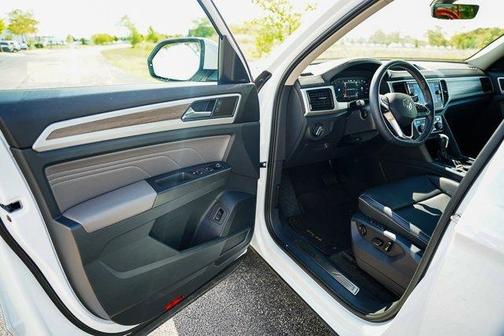 2023 Volkswagen Atlas 2.0T SEL