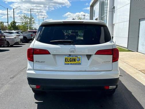White 2016 Honda Pilot EX-L w/ Navigation