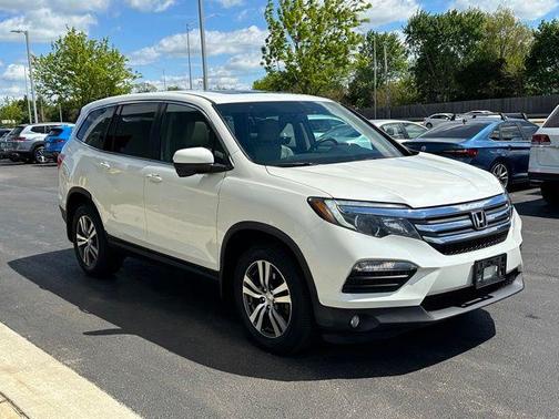 White 2016 Honda Pilot EX-L w/ Navigation