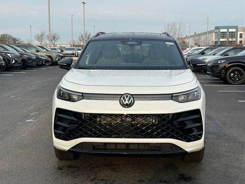 White 2026 Volkswagen Tiguan 2.0T SE R-Line Black