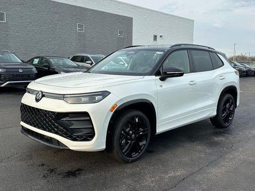 White 2026 Volkswagen Tiguan 2.0T SE R-Line Black