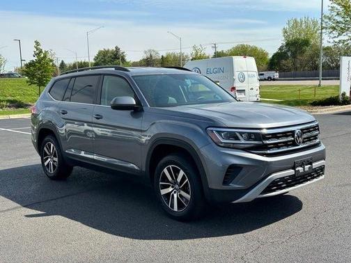 Platinum Gray Metallic 2023 Volkswagen Atlas 2.0T SE