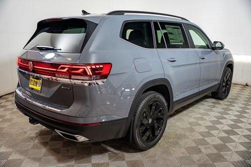 2025 Volkswagen Atlas 2.0T SE