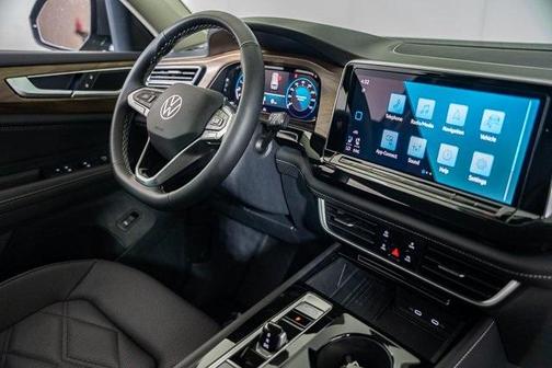 2025 Volkswagen Atlas 2.0T SE