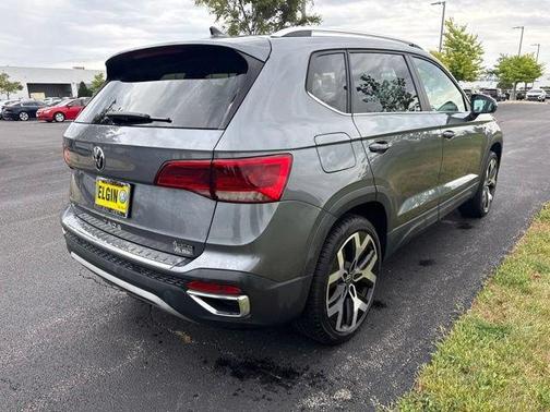 Platinum Gray Metallic 2023 Volkswagen Taos 1.5T SEL