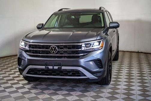 2022 Volkswagen Atlas 3.6L SE w/Technology
