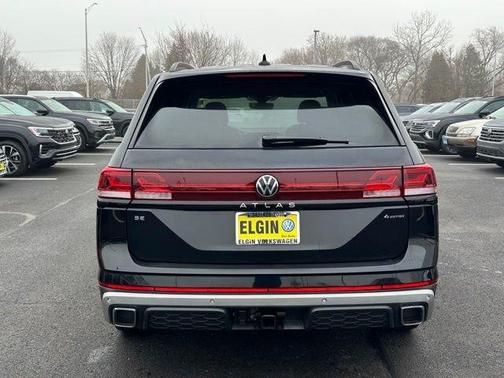 2024 Volkswagen Atlas 2.0T Peak Edition SE w/Technology