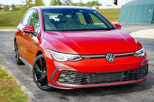 2022 Volkswagen Golf GTI 2.0T SE