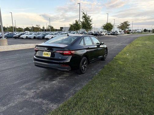 2023 Volkswagen Jetta 1.5T SE