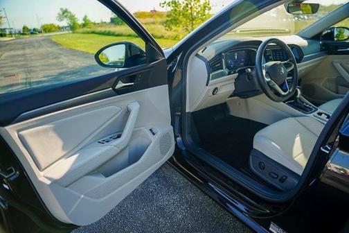 2023 Volkswagen Jetta 1.5T SE