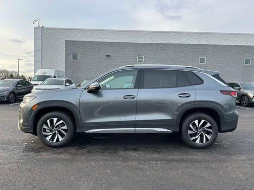 Platinum Gray Metallic 2026 Volkswagen Tiguan 2.0T S