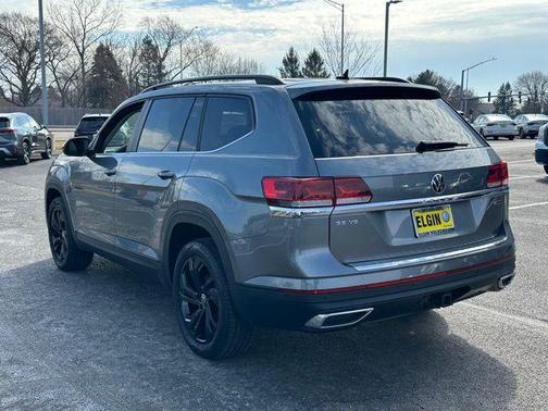 Platinum Gray Metallic 2022 Volkswagen Atlas 3.6L SE w/Technology