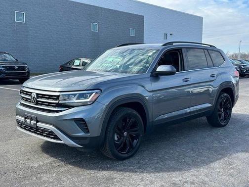 2022 Volkswagen Atlas 3.6L SE w/Technology