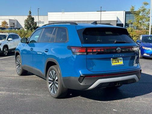 Blue 2027 Volkswagen Atlas SE w/Technology