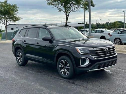 Black 2026 Volkswagen Atlas 2.0T SE