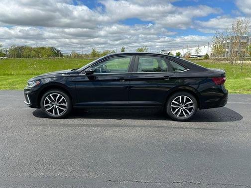 Black 2026 Volkswagen Jetta 1.5T SE