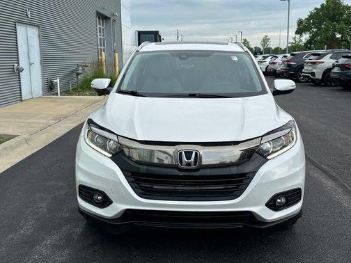 Platinum White Pearl 2022 Honda HR-V EX